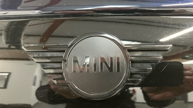 MINI Hatchback 1.5 Cooper Exclusive Premium Plus 5dr Auto Petrol Hatchback